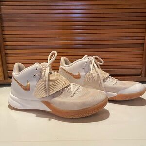 Nike Kyrie Fire Trap White Metallic Gold, men size 10, Preowned